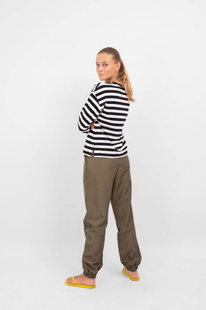 Nelli Langermet genser - Svart