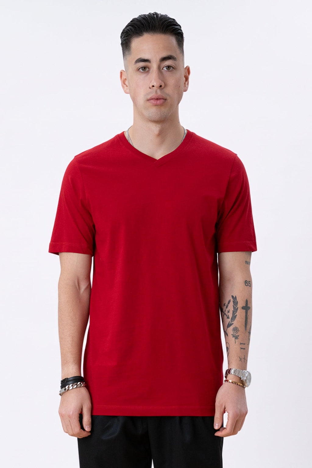 Basic V-neck t-shirt - Rød