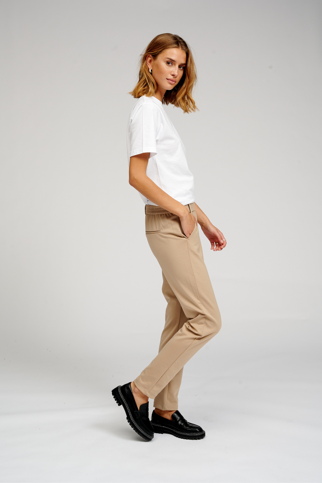 Performance Pants - Beige