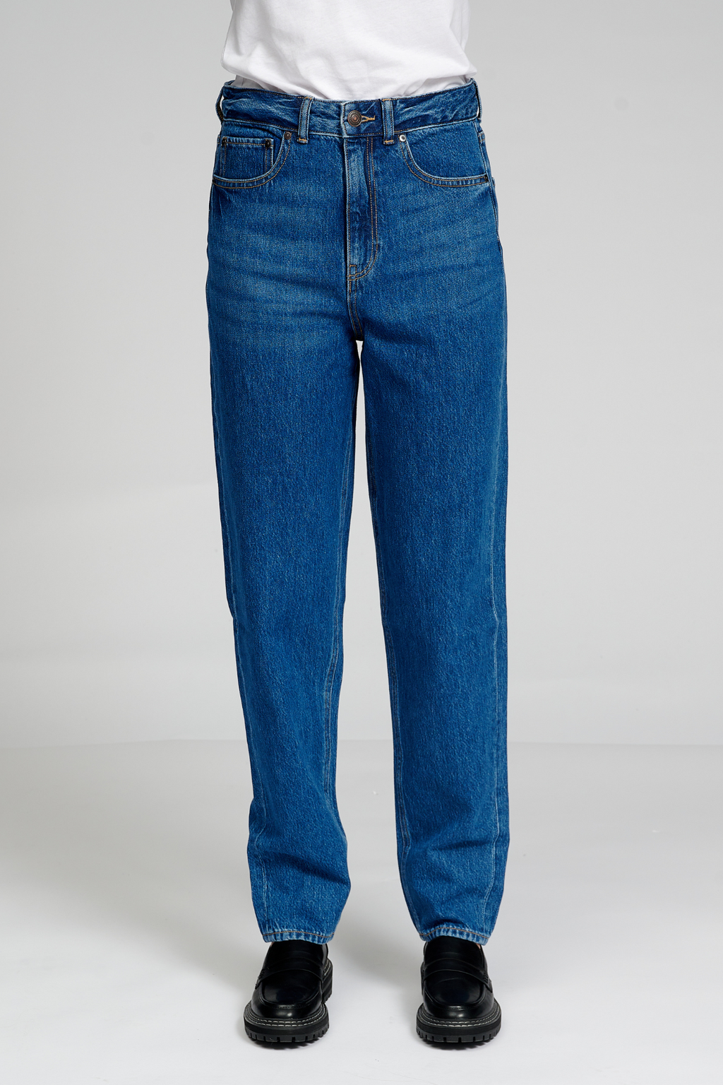 Performance Mom Jeans - Medium Blue Denim