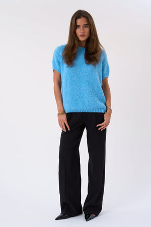 Chloe Short Sleeved Knit - Lyseblå