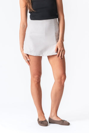 Amina Skorts - Grå