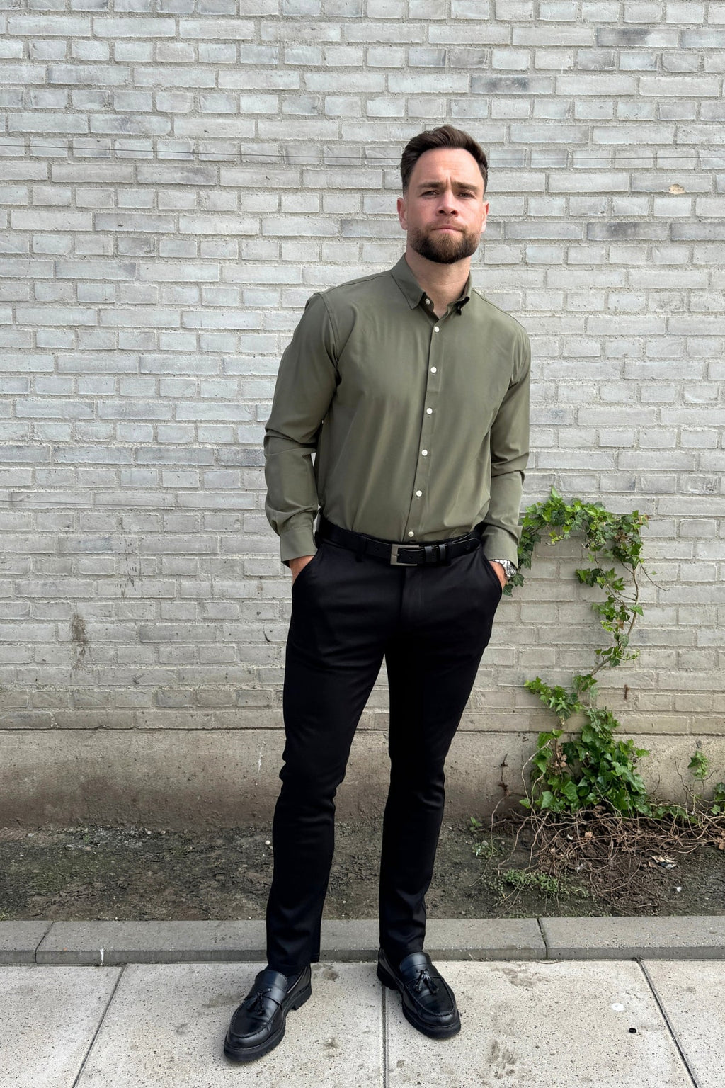 The Original Premium Performance Shirt - Oliven