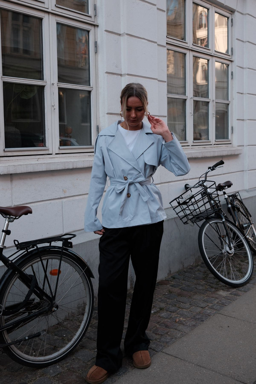 Sia Short Trenchcoat - Lyseblå