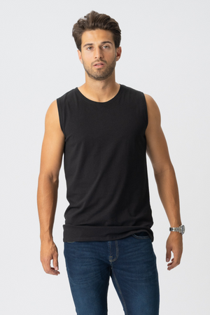 Sleeveless T-shirt - Svart
