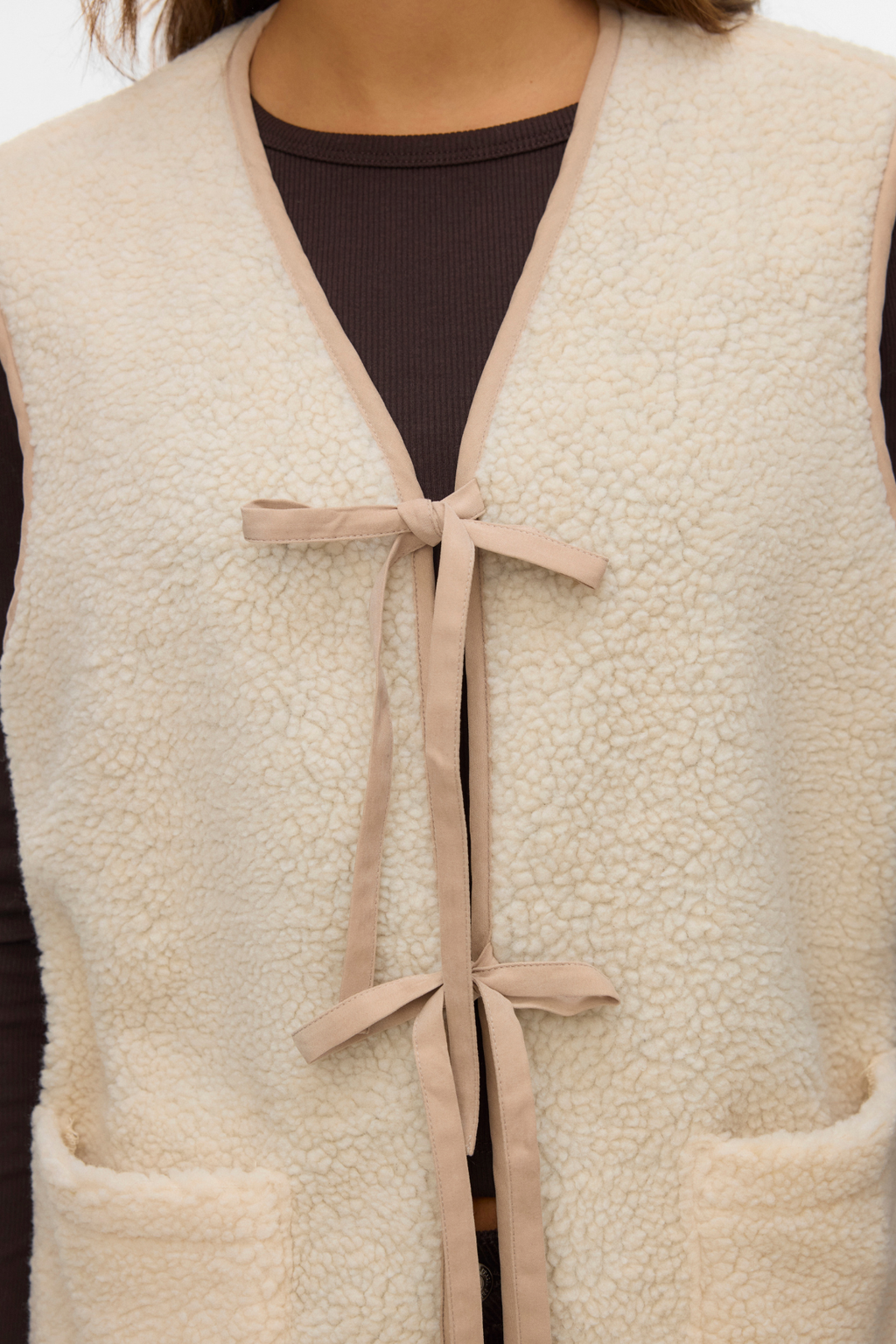 Cleo Kort Vest - Oatmeal