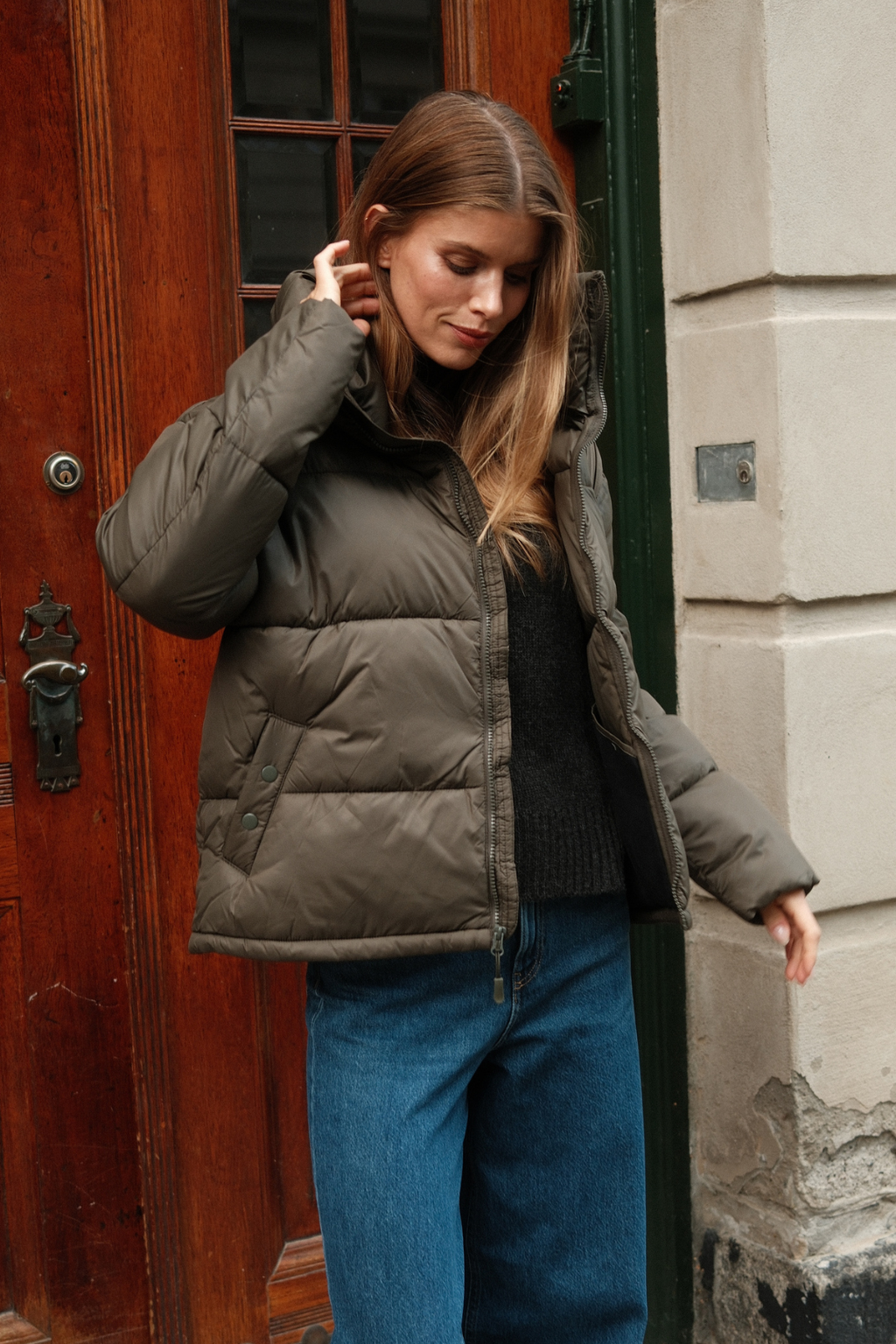 Kort Puffer Jakke - Oliven