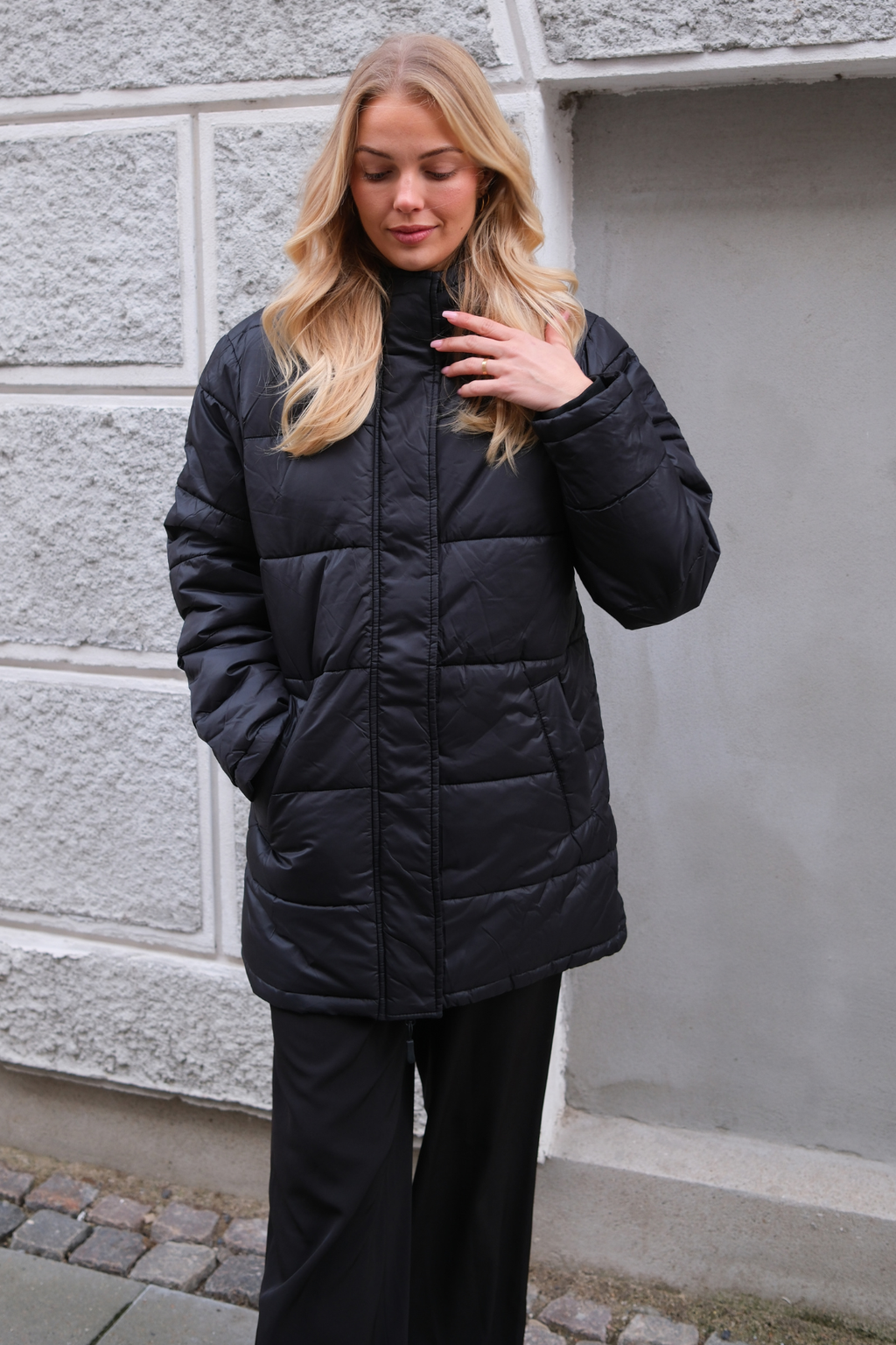 Lang Puffer Jakke - Svart