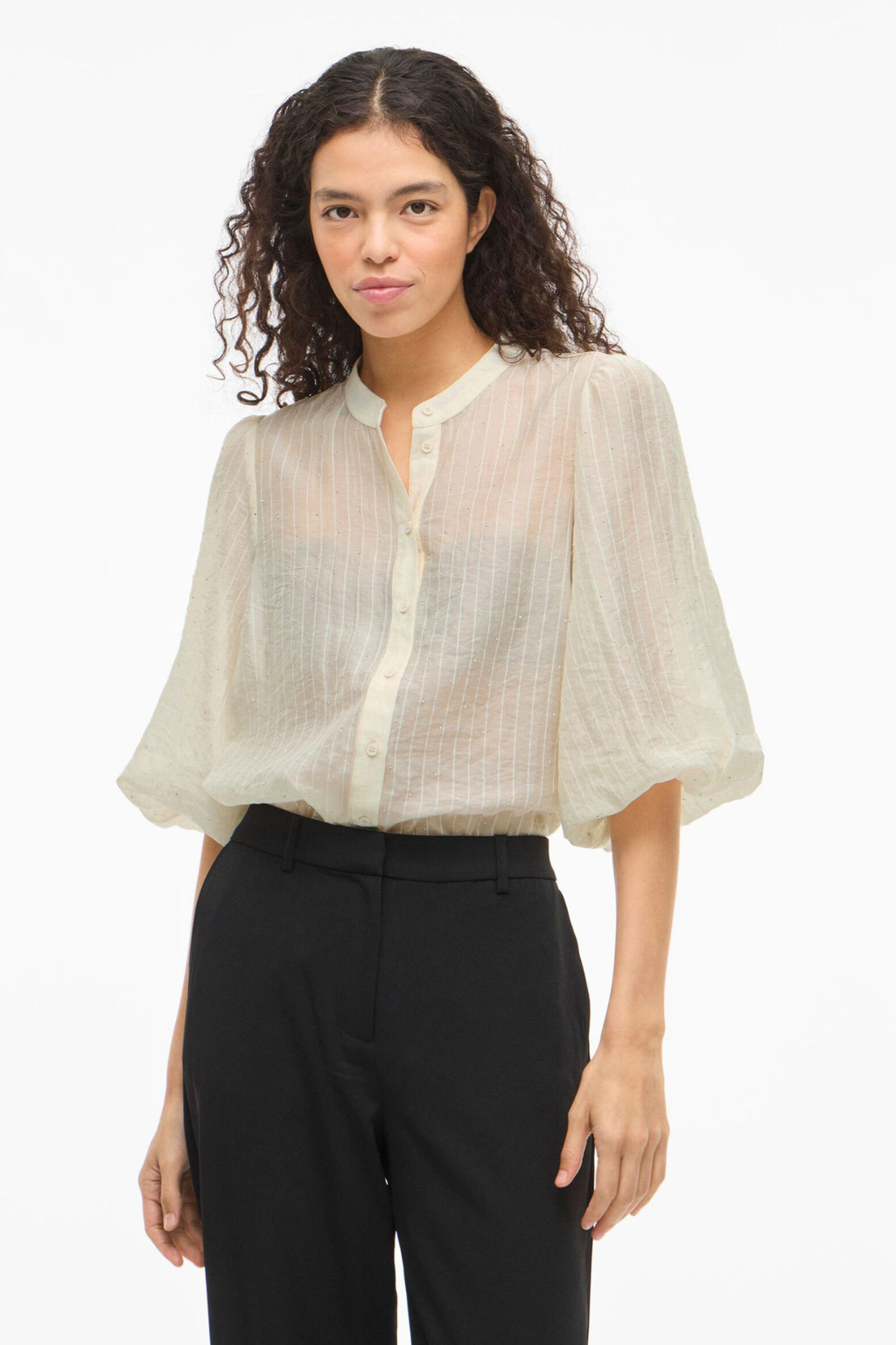 Topp med Rhinestone-knapper - Birch