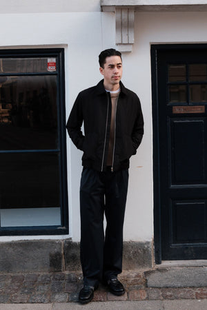Short Zip Jacket - Svart