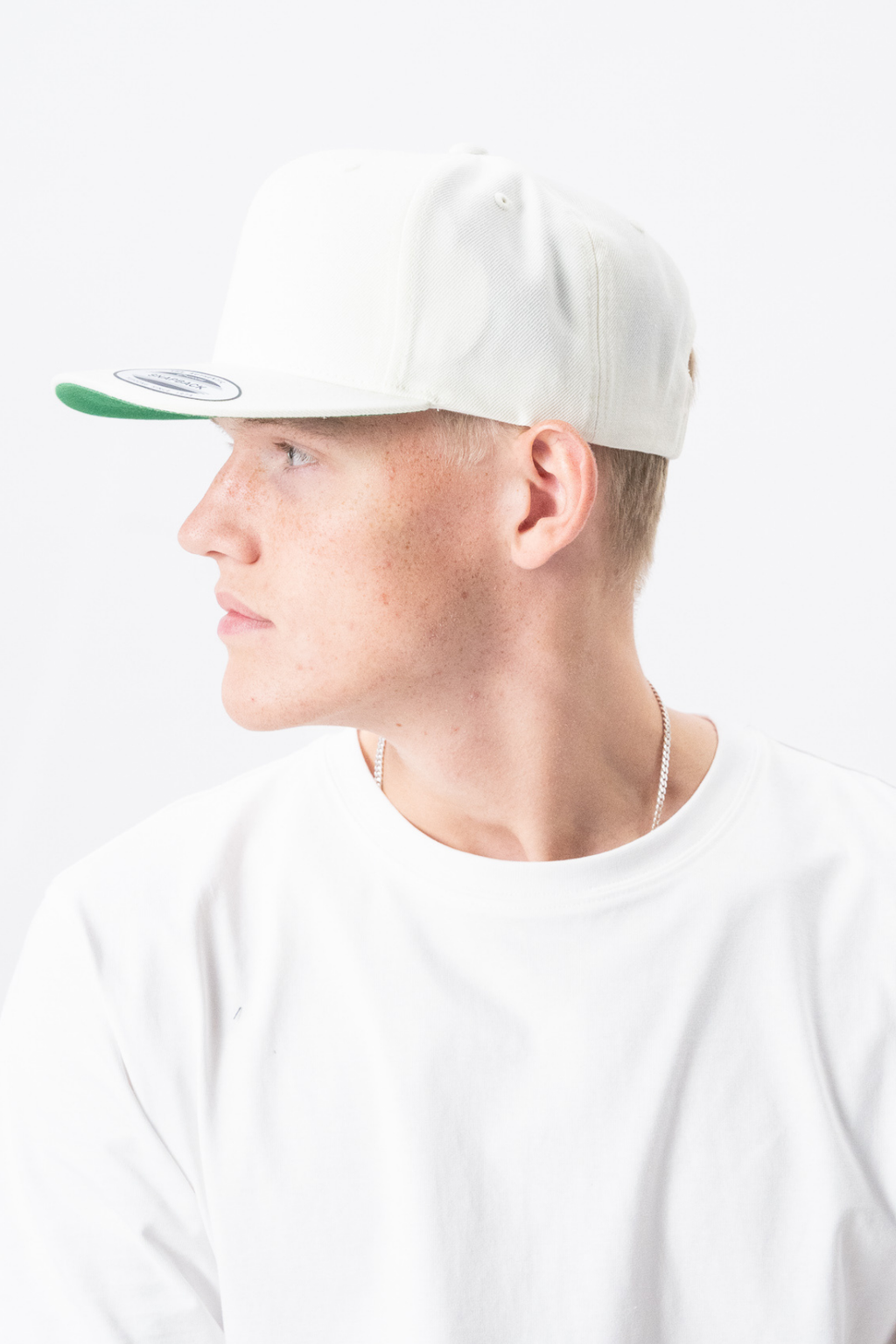 Classic Snapback - Hvit