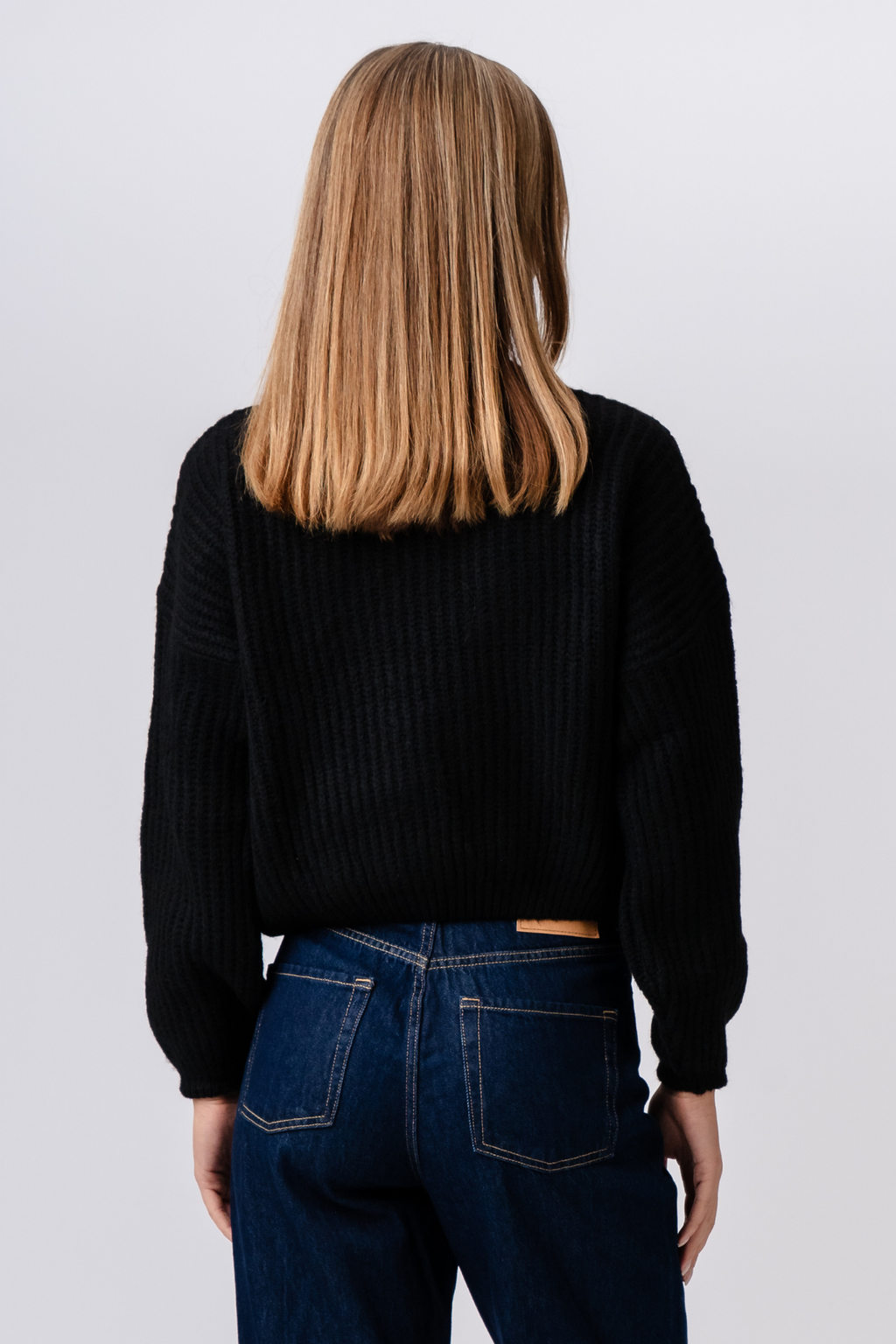 Gabriela Strikkegenser - Svart