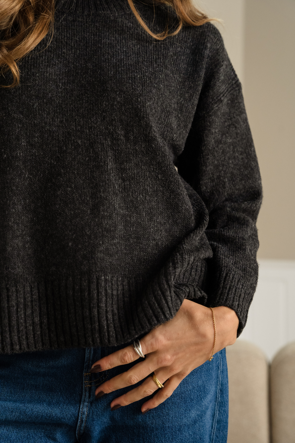 Emma Strikk - Mørk Grå