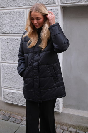 Lang Puffer Jakke - Svart