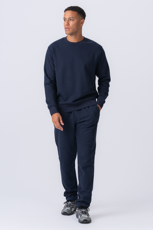 Essential Crewneck - Marineblå