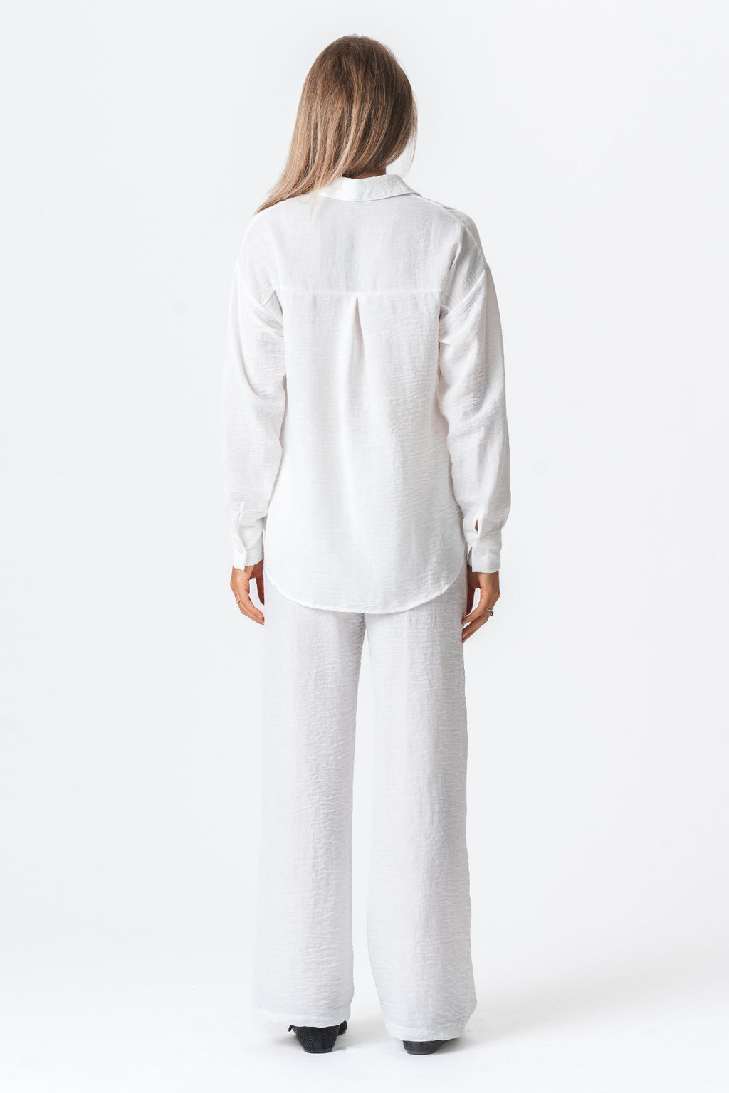 Lilly Bukser + Lilly Skjorte (Hvit) – Pakketilbud