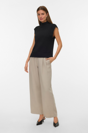 Wow Highneck Vest - Svart