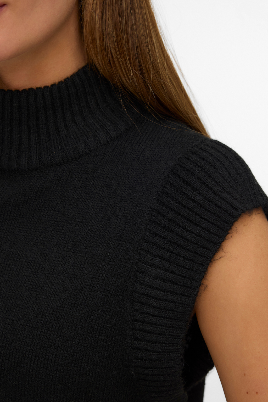 Wow Highneck Vest - Svart