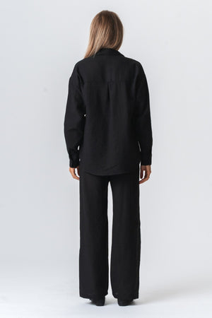 Lilly Bukser + Lilly Skjorte (Svart) – Pakketilbud