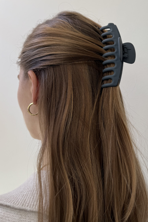 Olivia Hårklype - Mørk Brun