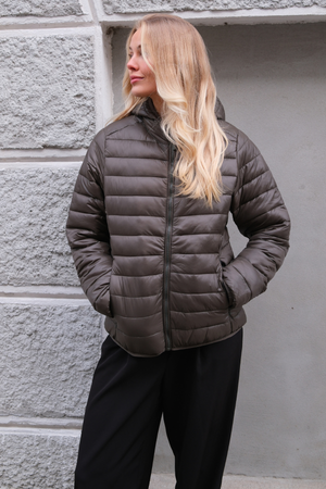 Lett Pufferjakke - Olivengrønn