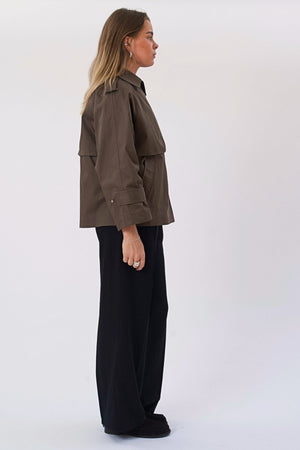 Elara Short Trenchcoat - Brun