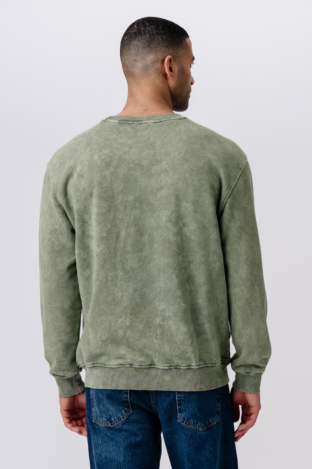 Lucas Genser - Khaki