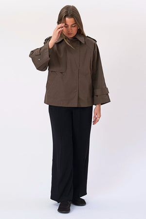 Elara Short Trenchcoat - Brun