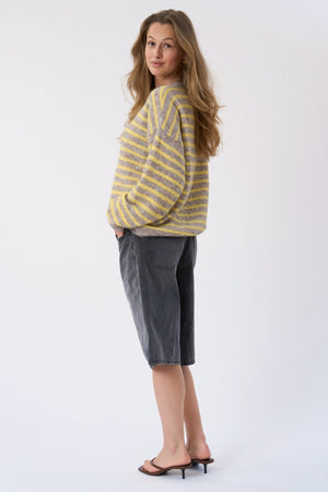 Sienna Stripete Strikkegenser - Beige/Gul