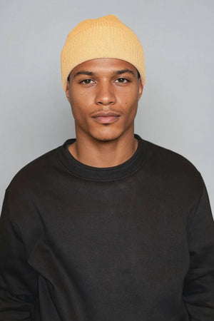 Strikket lue - Mørk beige