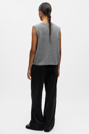 Ivona S/L Strikkevest - Medium Grå Melange