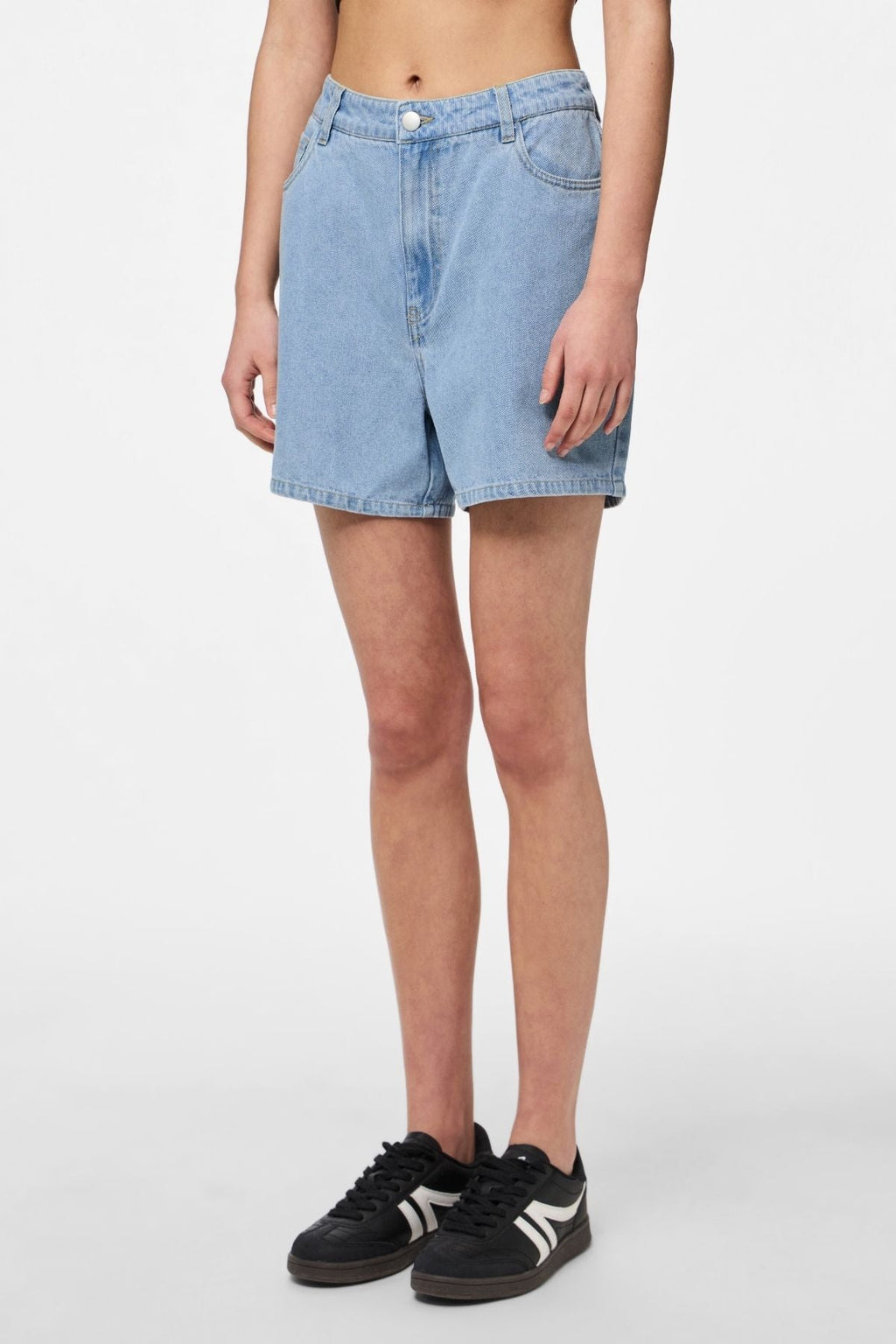 Abbi Shorts - Light Blue Denim