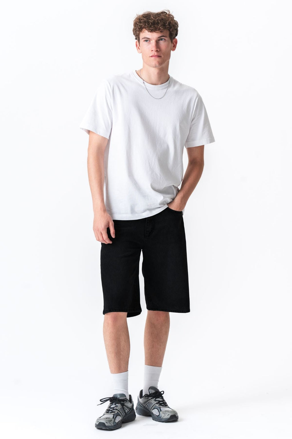 Denim Shorts Loose - Solid Black