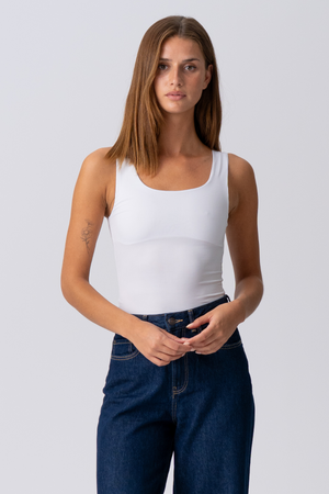 Eleanor Topp - Hvit