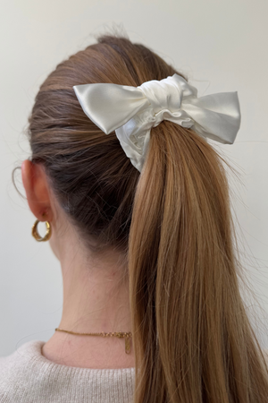 Bow Scrunchie - Hvit