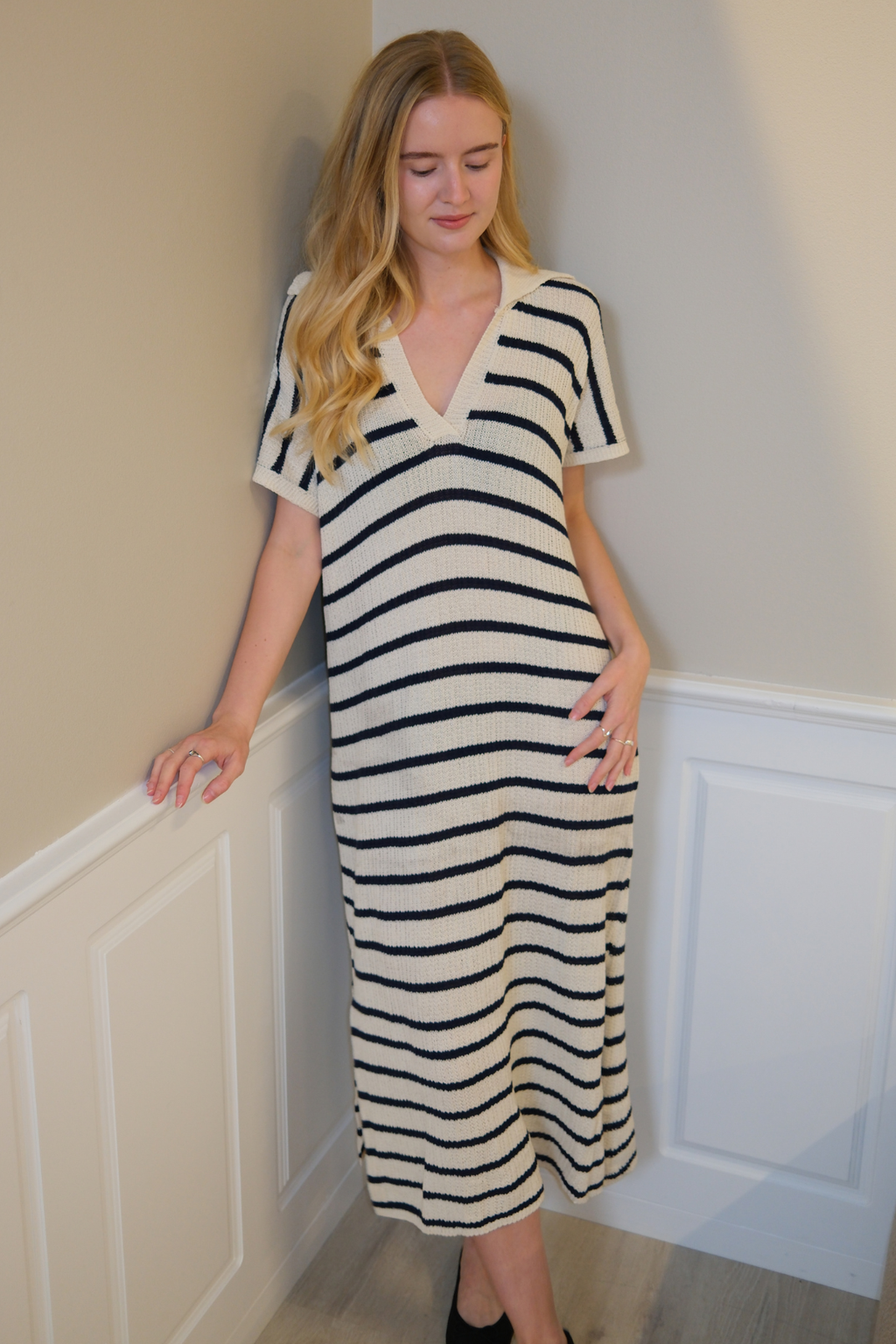 Victoria Kjole - Hvit-Navy