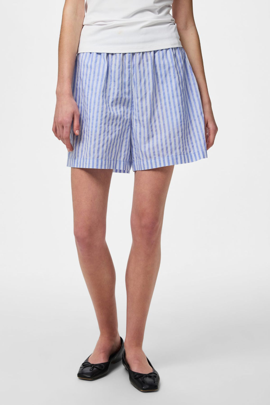 Olly Shorts med høy midje - Hydrangea Stripes-Bright White