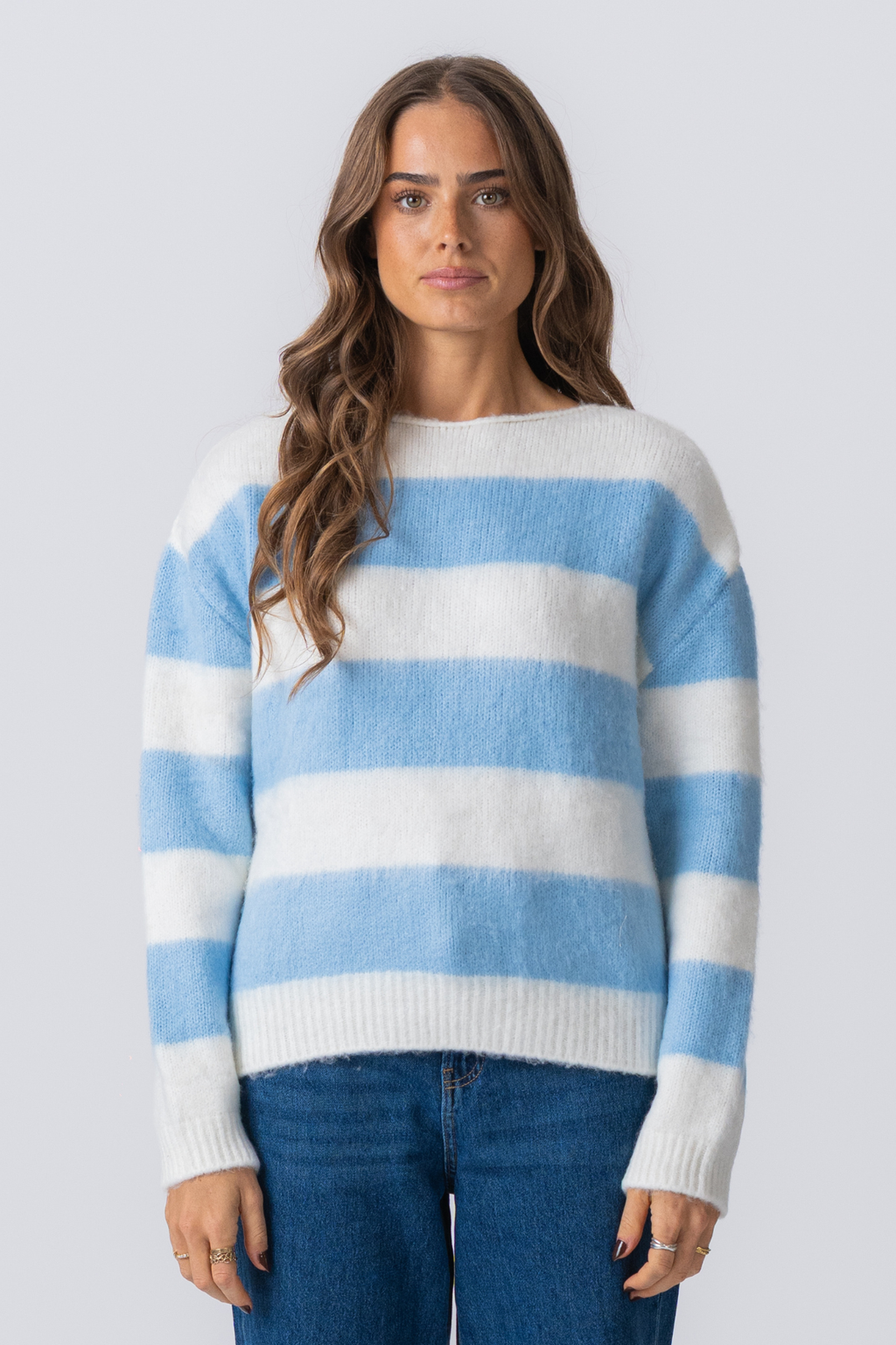 Celina Stripete Strikket Genser - Hvit/Himmelblå