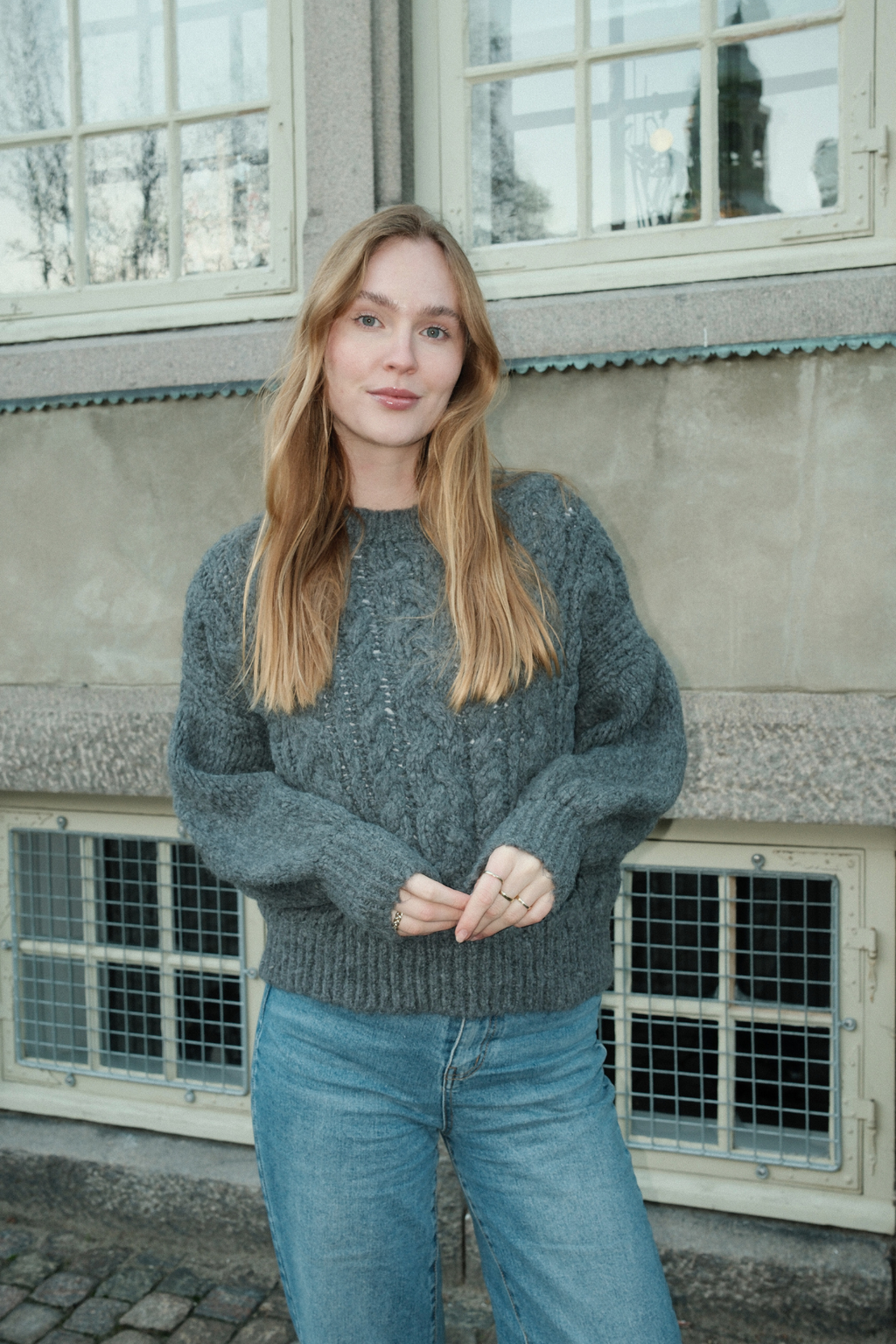 Emma Cable Knit - Mellomgrå