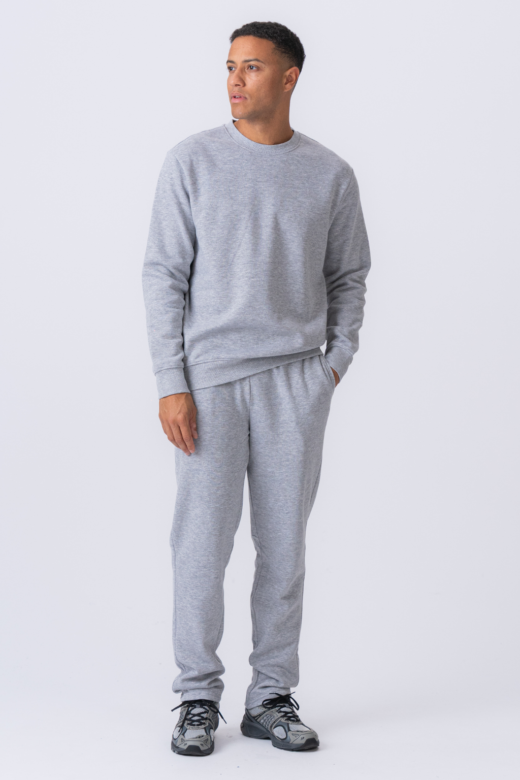 Essential Crewneck - Gråmelert