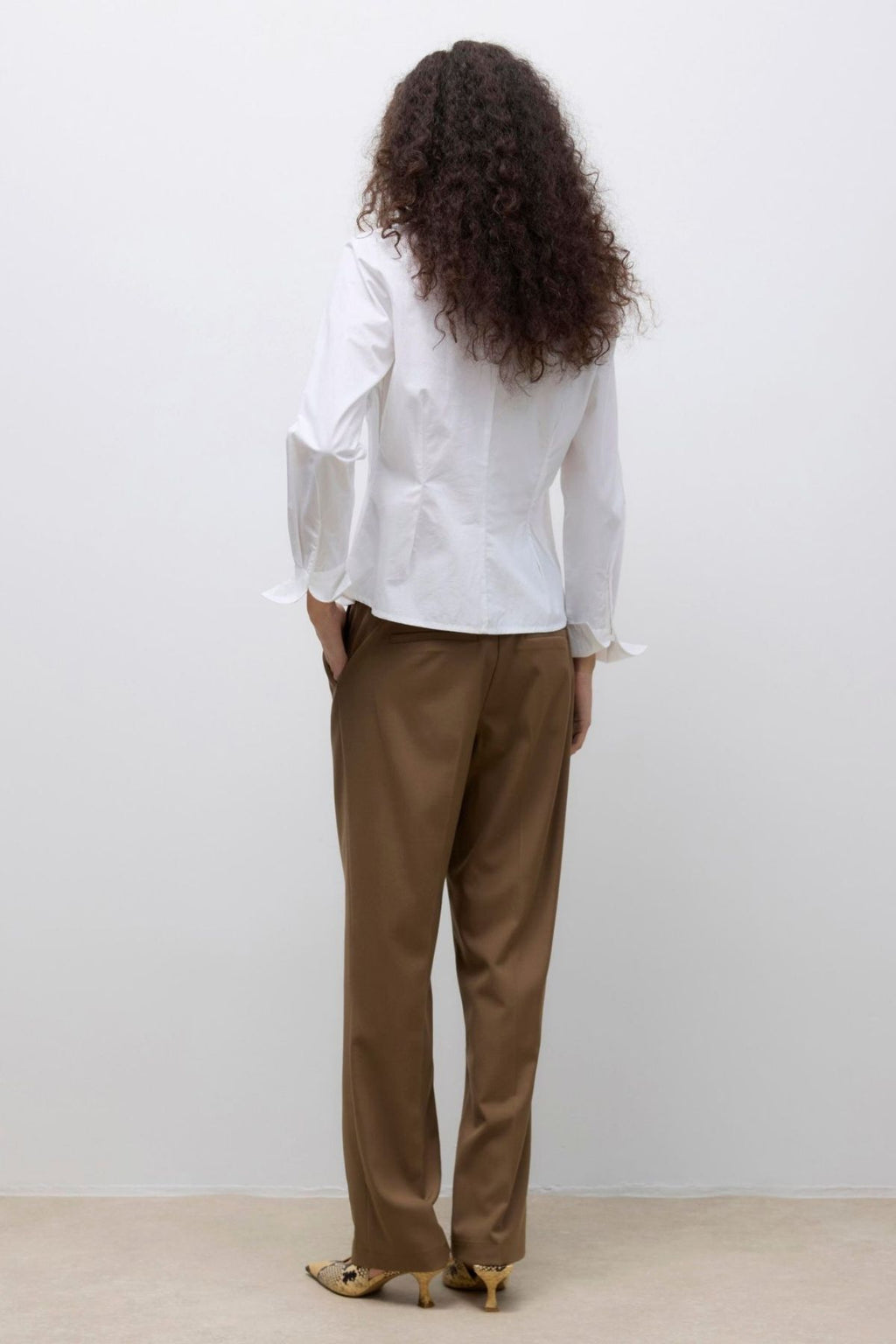 Ums T-skjorte med V-hals - Bright White