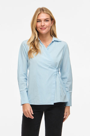 Lumi Omslagstopp med V-hals - Nantucket Breeze