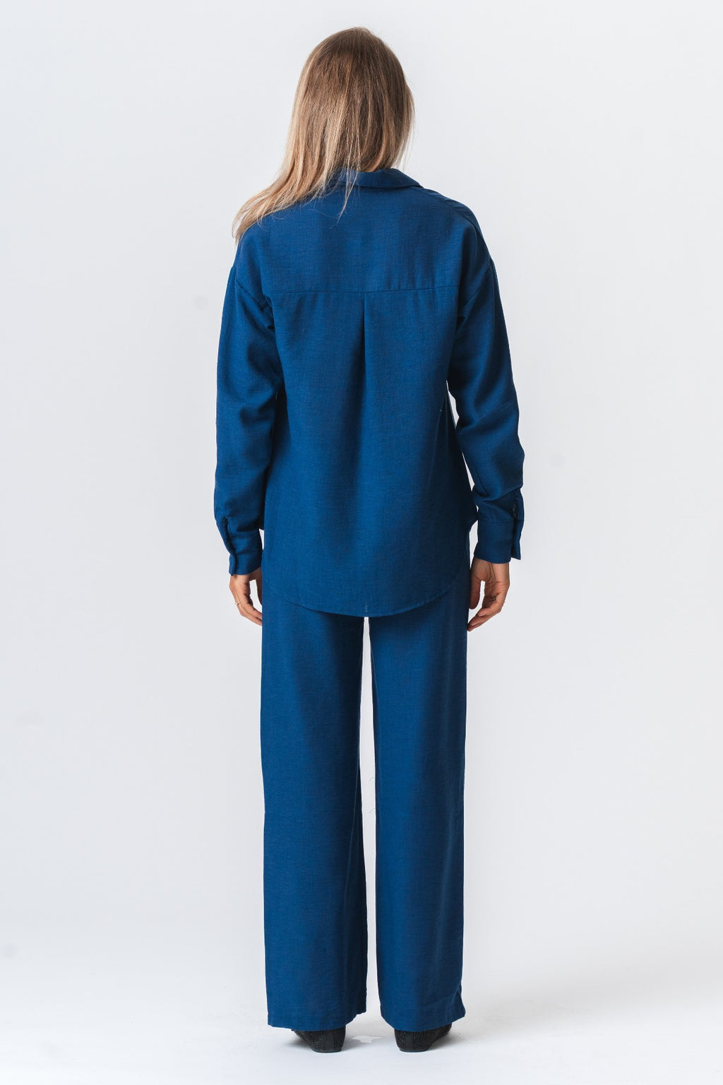 Lilly Bukser + Lilly Skjorte (Marineblå) – Pakketilbud