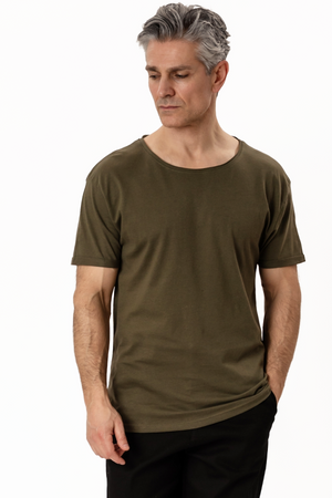 Dyp Neck T-shirt - Grønn