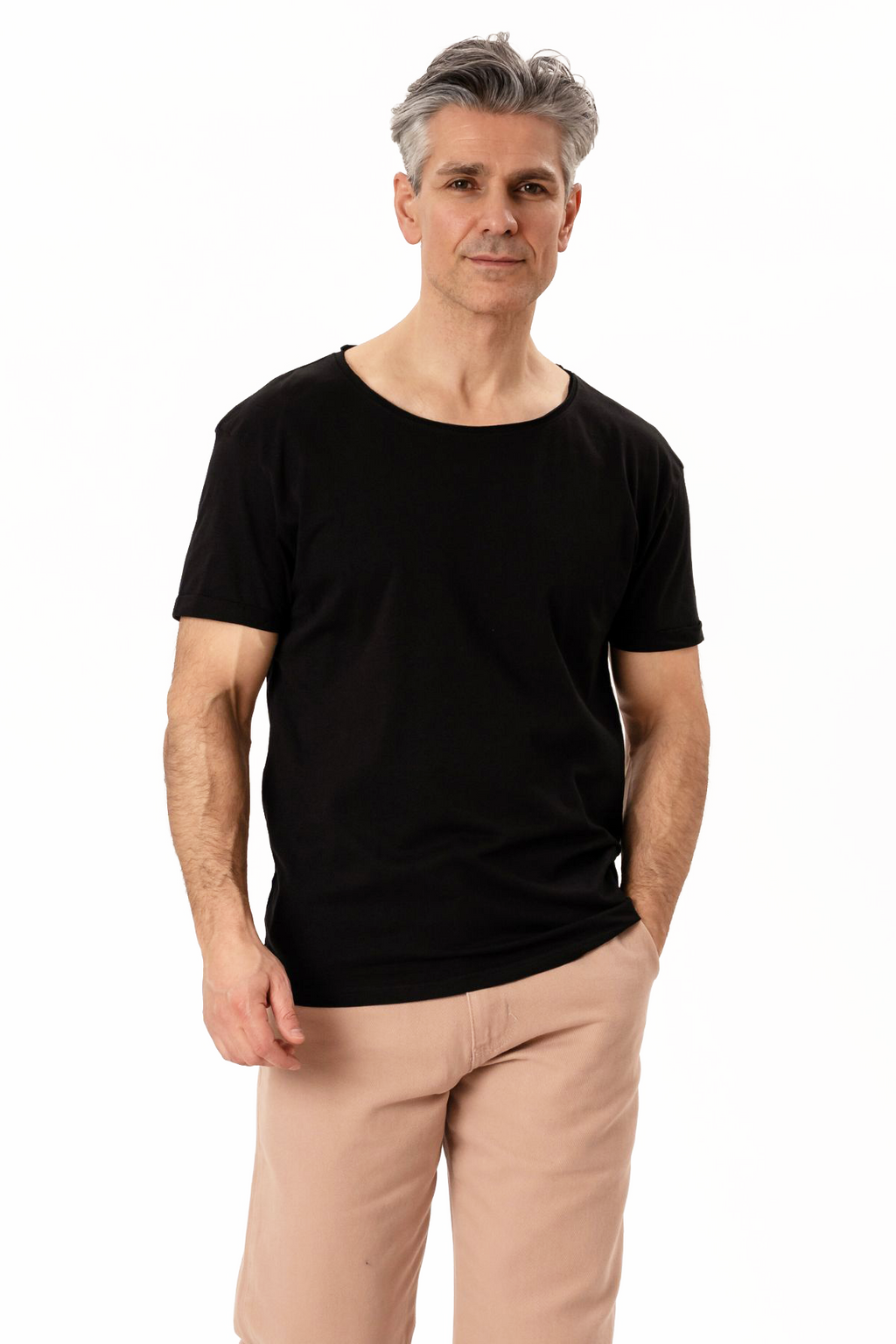 Dyp Neck T-shirt - Svart