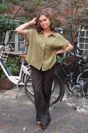 Astrid Linskjorte - Oliven