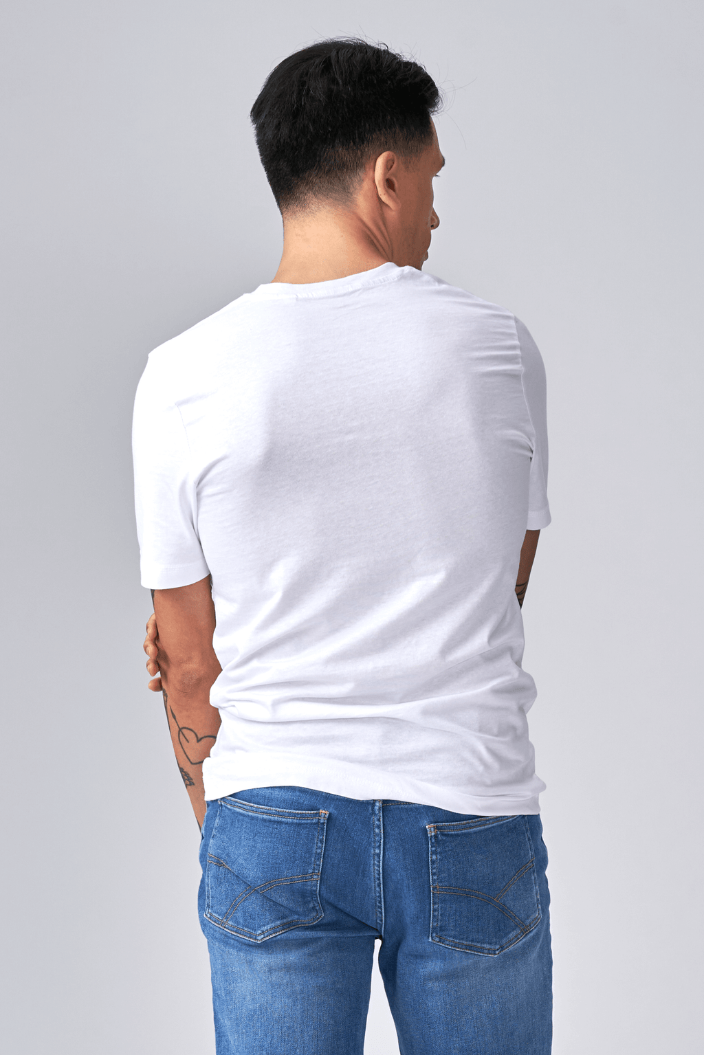 Basic V-neck t-shirt - Hvit