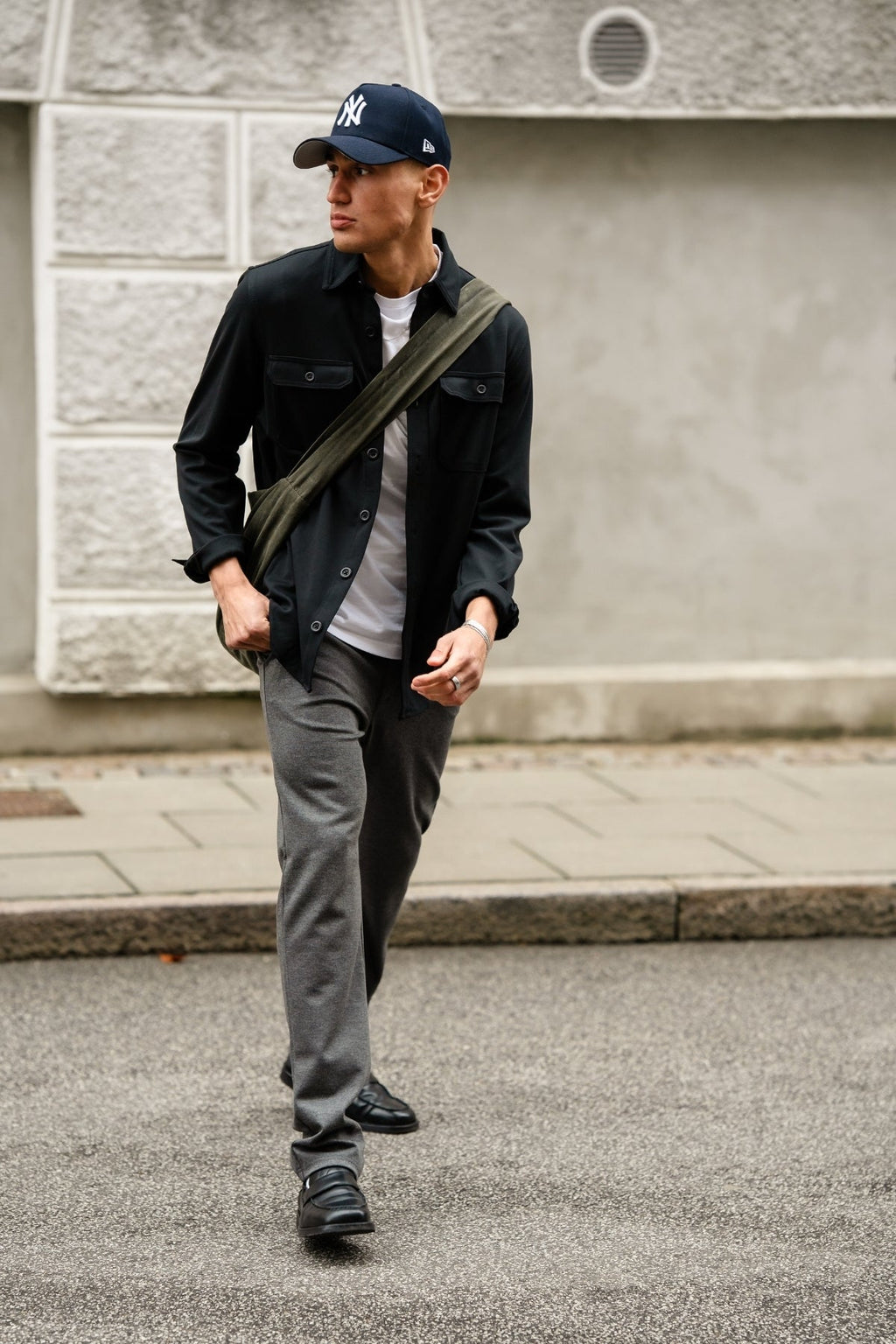 Performance Regular Overshirt - Svart