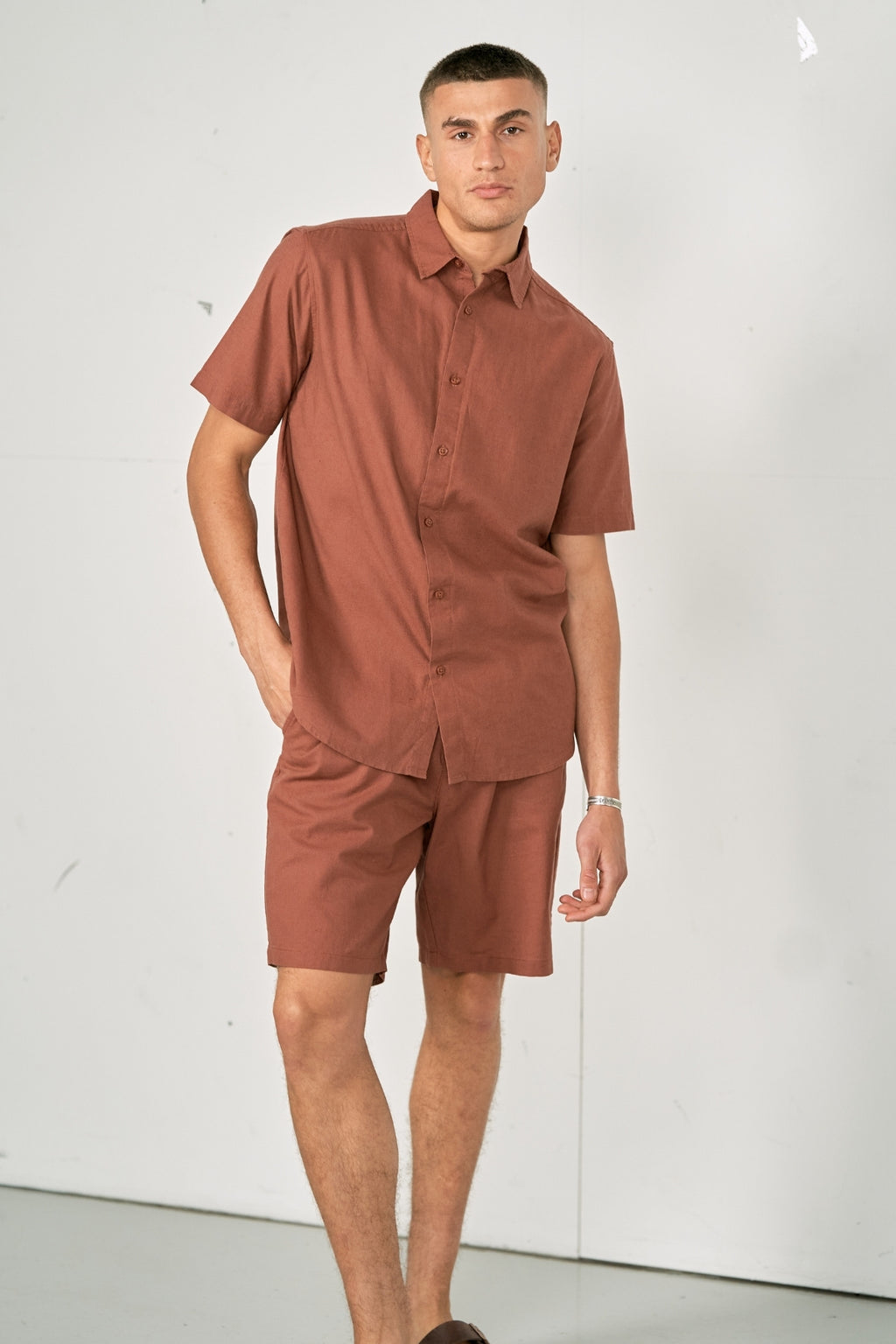 Linsesett Kortermet Skjorte + Linseshorts – Terracotta (Pakketilbud)