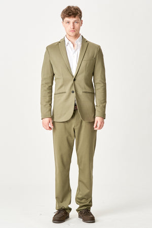 The Original Performance Suit Regular Fit – (Oliven)